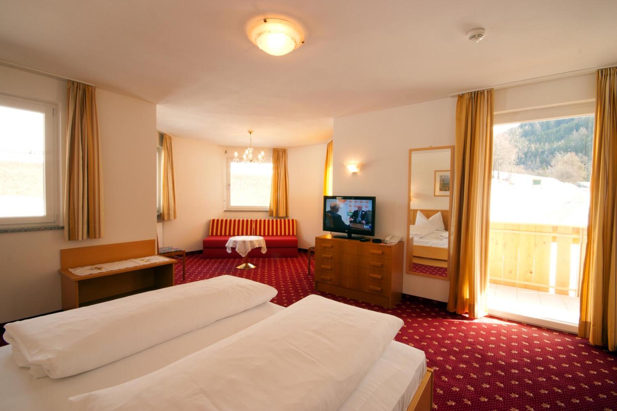 Hotel Seehof Monguelfo-Tesido / Welsberg-Taisten
